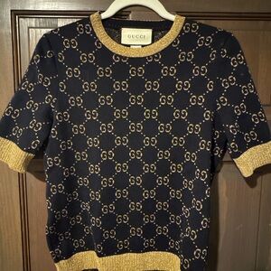 Gucci Women’s Navy and Gold Crewneck Sweater
